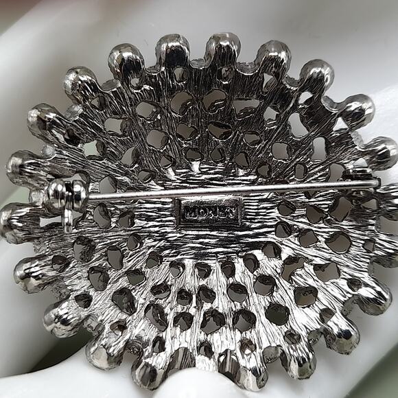 Vintage Monet Clear Black Rhinestone Oval Brooch, 1980s, 1 5/8 Inch - Picture 5 of 13